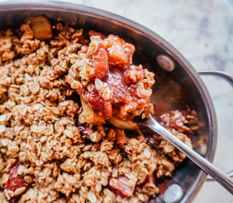 Strawberry Rhubarb Crisp