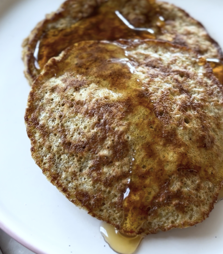 Banana Oat Pancakes